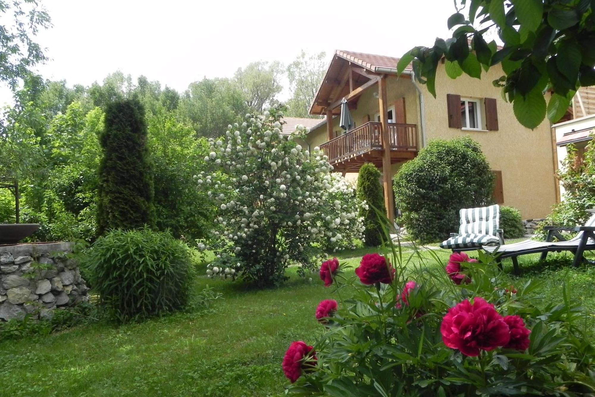 A La Petite Maison Гап Экстерьер фото